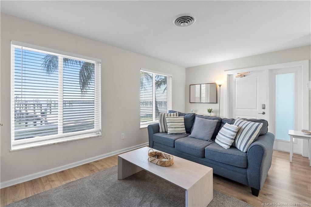 2725 NE Indian River Drive, Jensen Beach, FL 34957 Photo