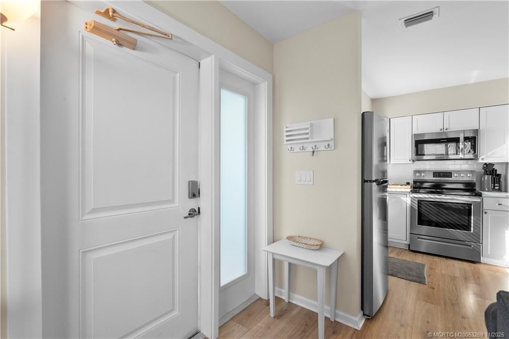 2725 NE Indian River Drive, Jensen Beach, FL 34957 Photo