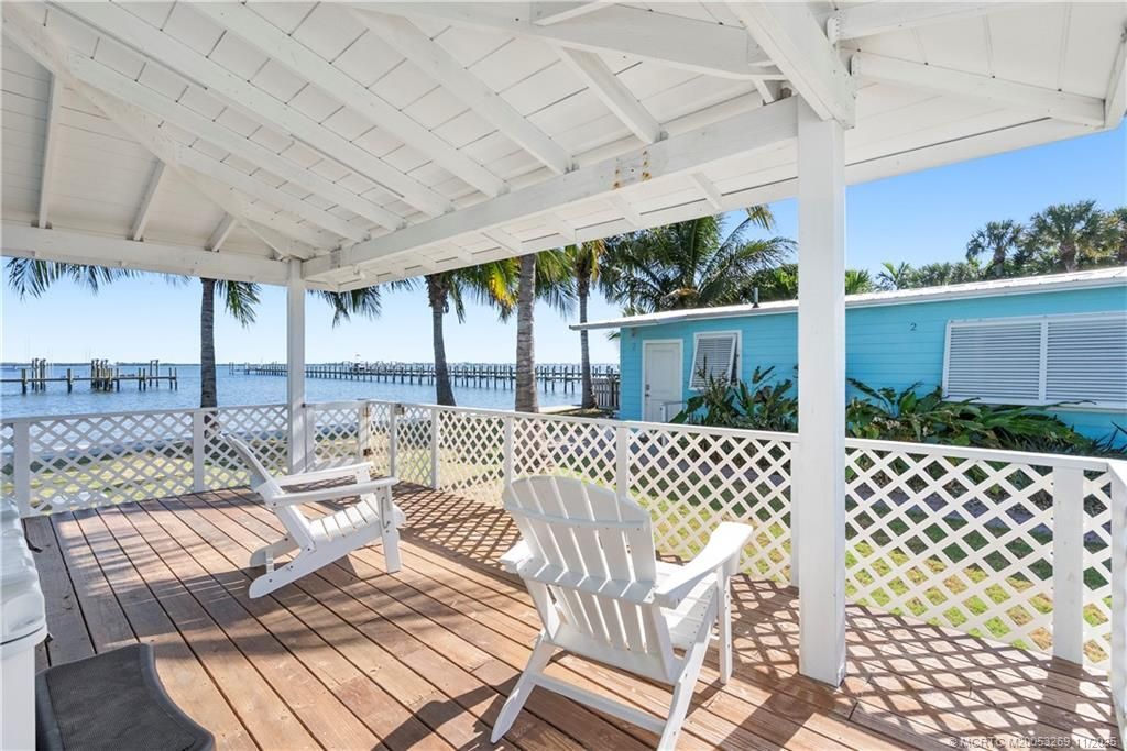 2725 NE Indian River Drive, Jensen Beach, FL 34957 Photo