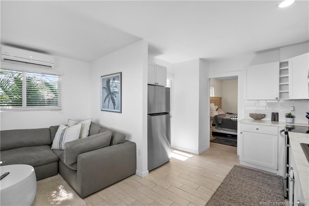 2725 NE Indian River Drive, Jensen Beach, FL 34957 Photo