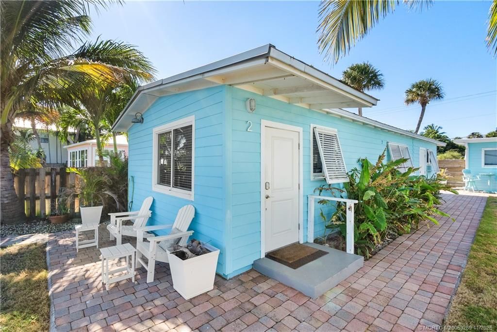 2725 NE Indian River Drive, Jensen Beach, FL 34957 Photo