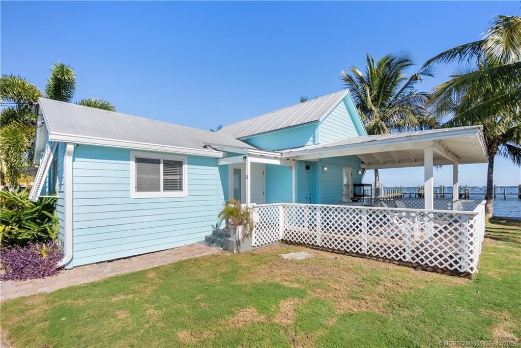 2725 NE Indian River Drive, Jensen Beach, FL 34957 Photo