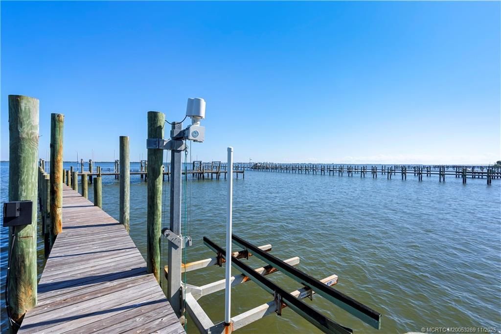 2725 NE Indian River Drive, Jensen Beach, FL 34957 Photo