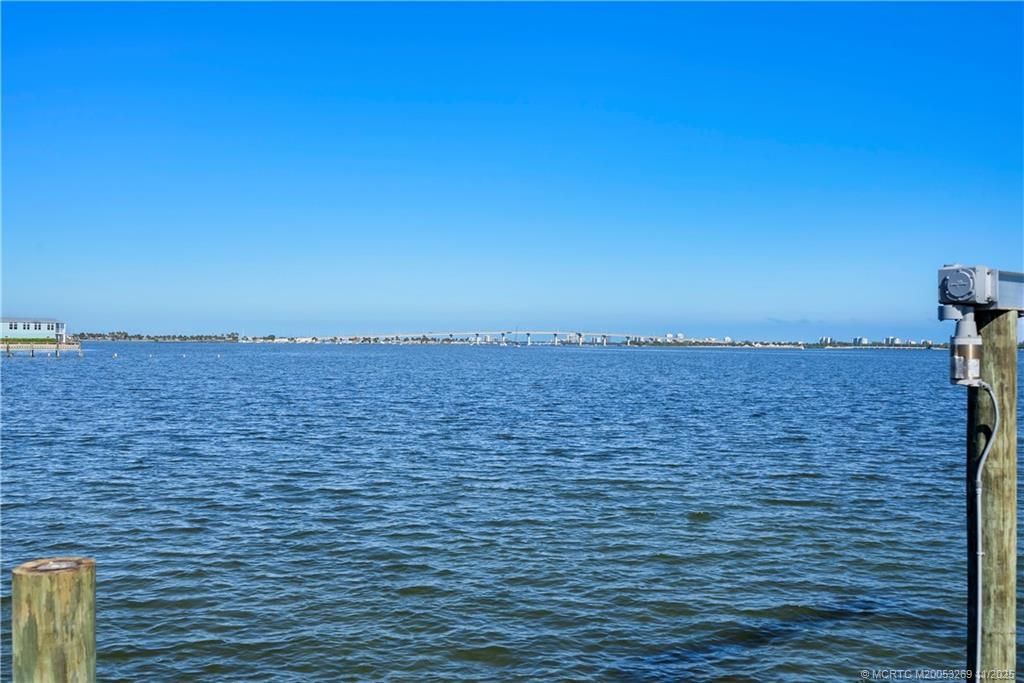 2725 NE Indian River Drive, Jensen Beach, FL 34957 Photo