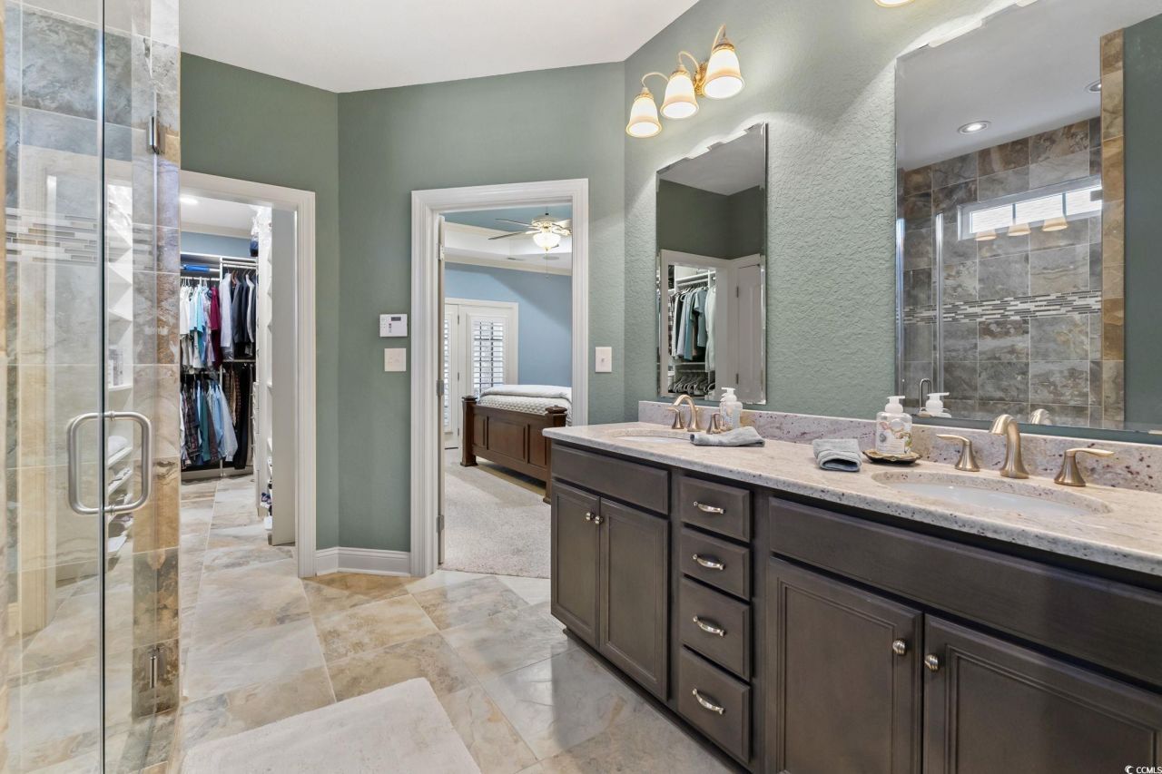 750 Villarosa Dr. Photo 18