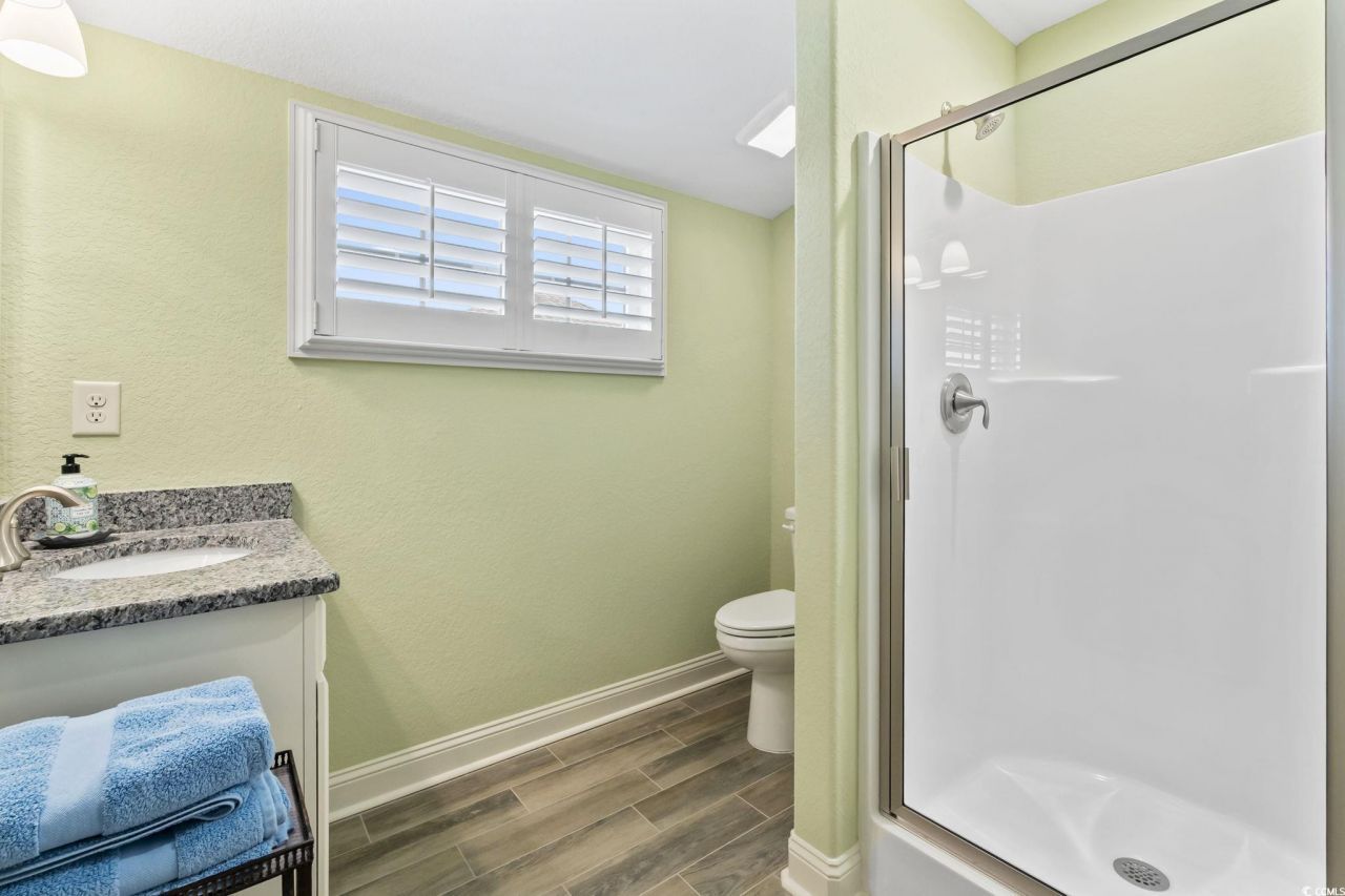 750 Villarosa Dr. Photo 27