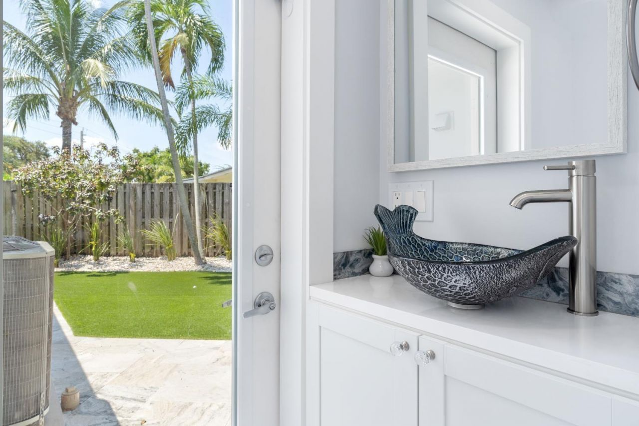 3021 NE 23rd Ave, Lighthouse Point, FL 33064 Photo