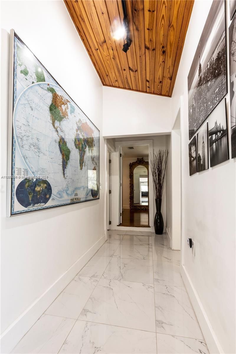 753 NE 81st St, Miami, FL 33138 Photo