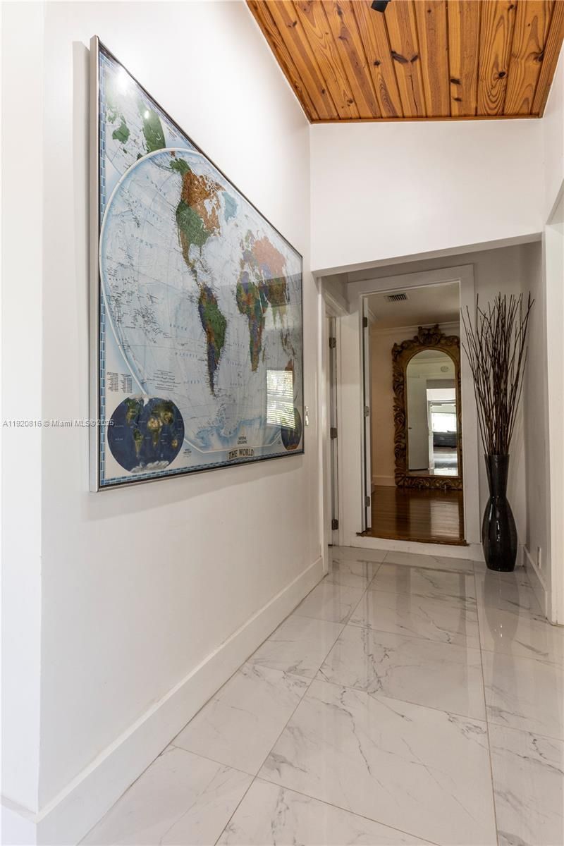 753 NE 81st St, Miami, FL 33138 Photo