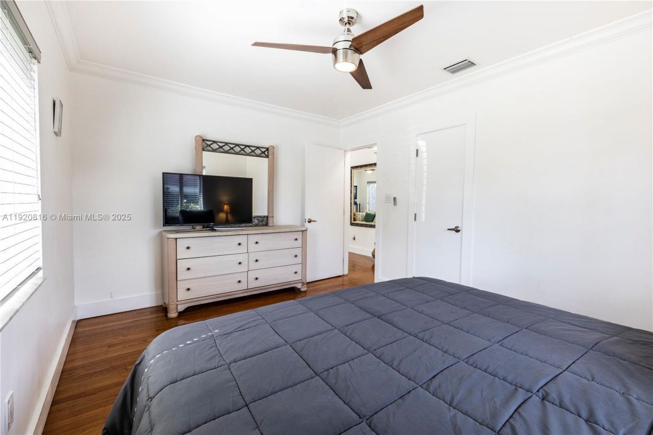 753 NE 81st St, Miami, FL 33138 Photo