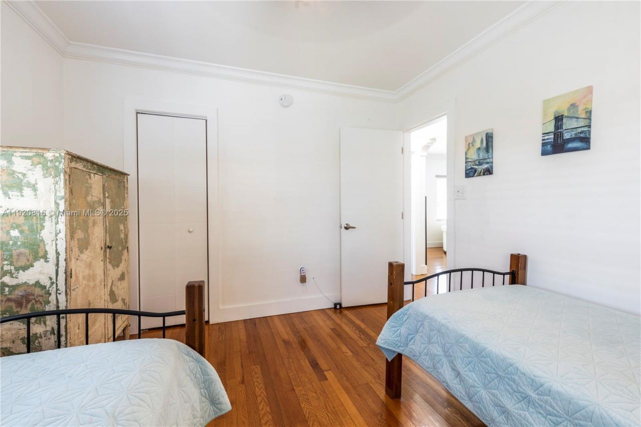 753 NE 81st St, Miami, FL 33138 Photo