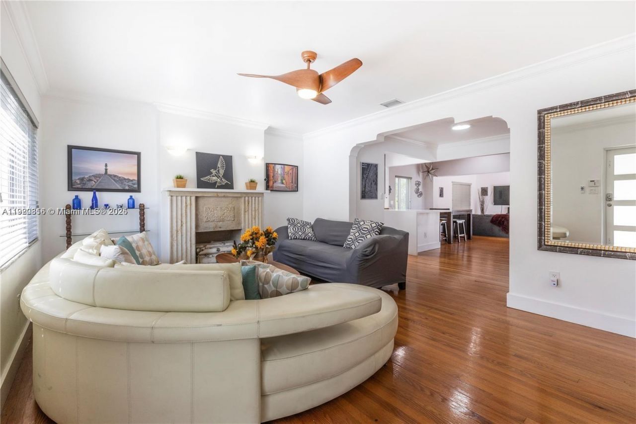 753 NE 81st St, Miami, FL 33138 Photo