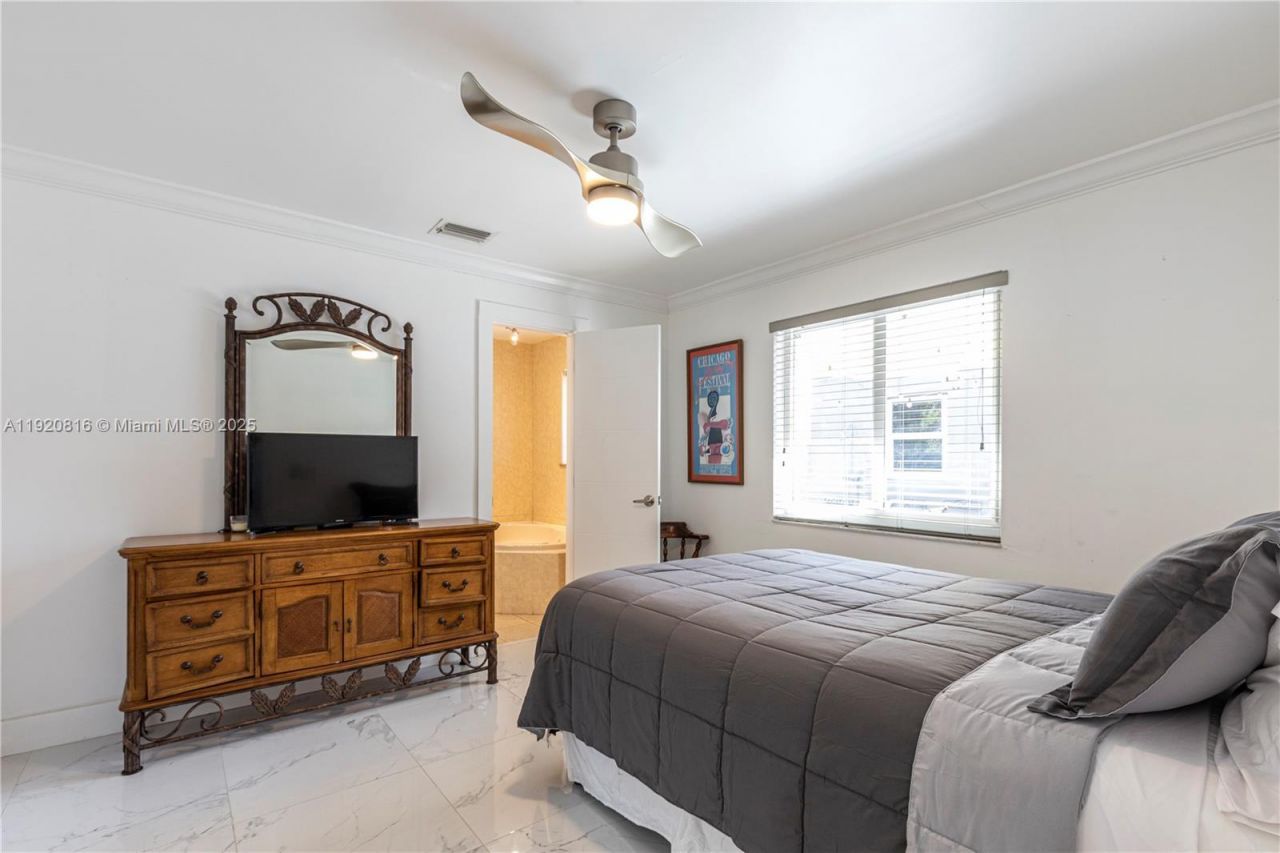 753 NE 81st St, Miami, FL 33138 Photo