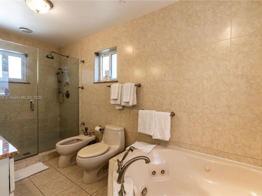 Property Image 76
