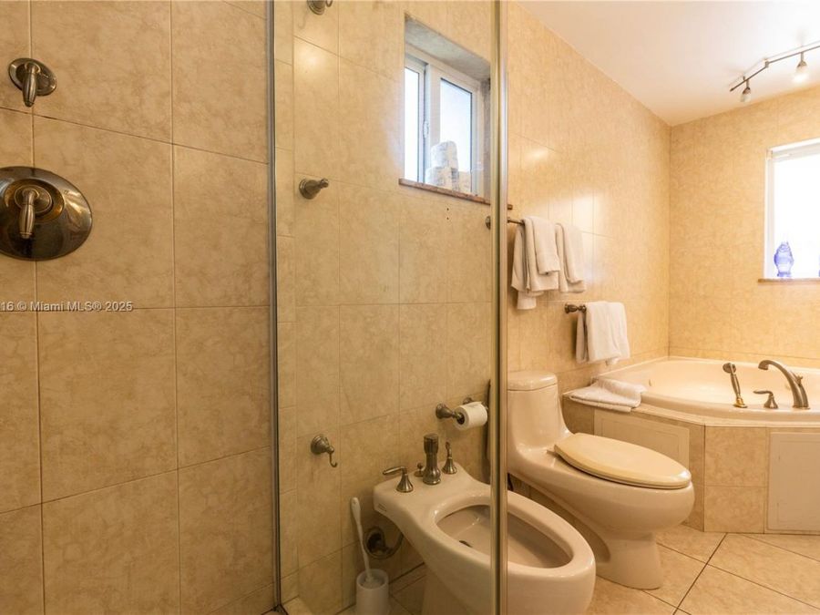 Property Image 78