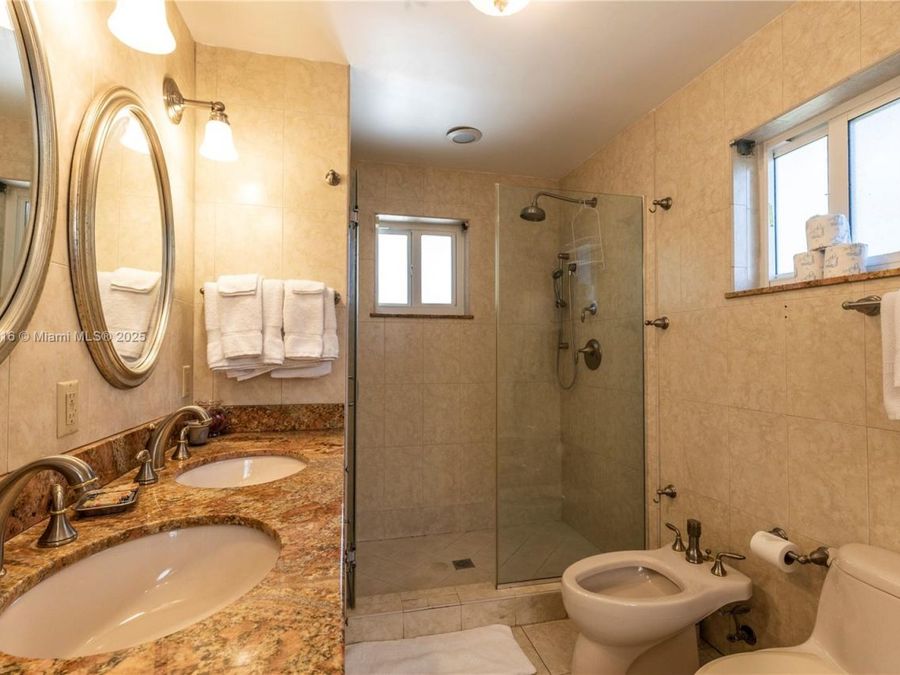 Property Image 79