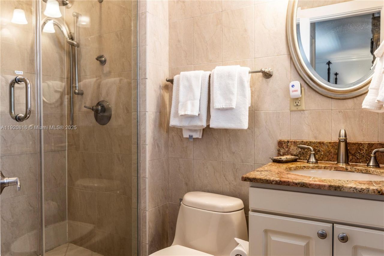 753 NE 81st St, Miami, FL 33138 Photo