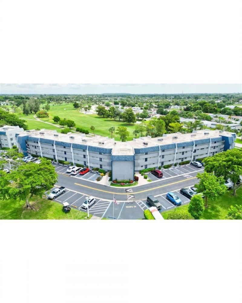 7787 Golf Cir Dr, Unit 106, Margate, FL 33063 Photo