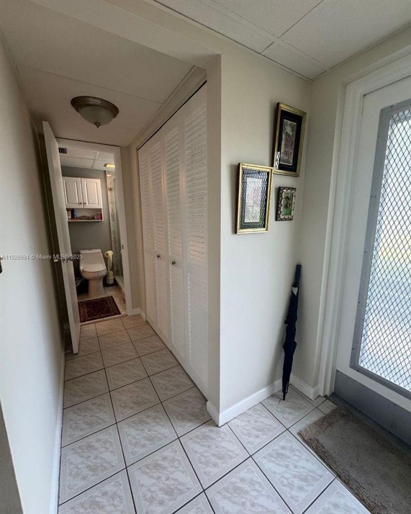 7787 Golf Cir Dr, Unit 106, Margate, FL 33063 Photo