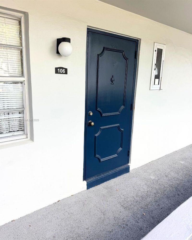 7787 Golf Cir Dr, Unit 106, Margate, FL 33063 Photo