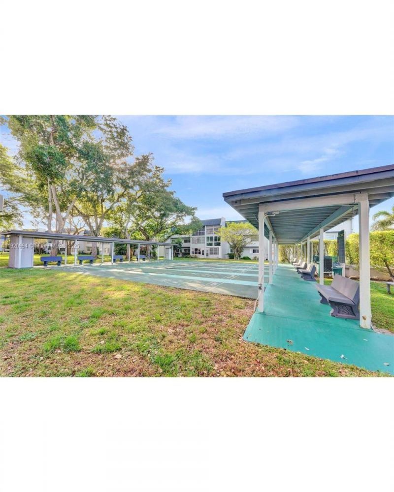 7787 Golf Cir Dr, Unit 106, Margate, FL 33063 Photo