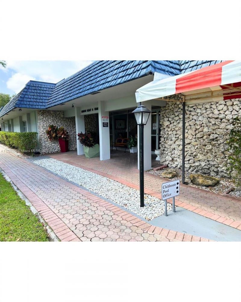 7787 Golf Cir Dr, Unit 106, Margate, FL 33063 Photo