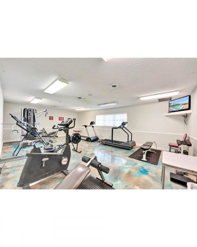 7787 Golf Cir Dr, Unit 106, Margate, FL 33063 Photo