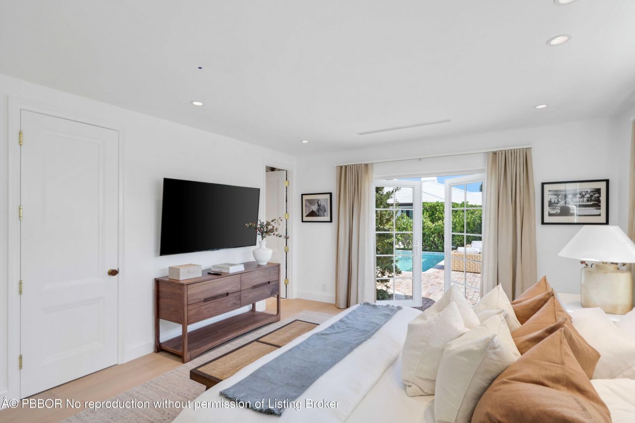 257 Via Linda, Palm Beach, FL 33480 Photo