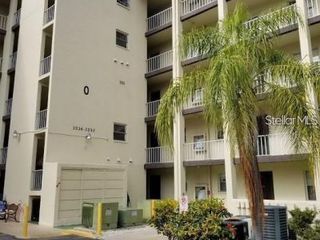 3288 LAKE BAYSHORE DRIVE