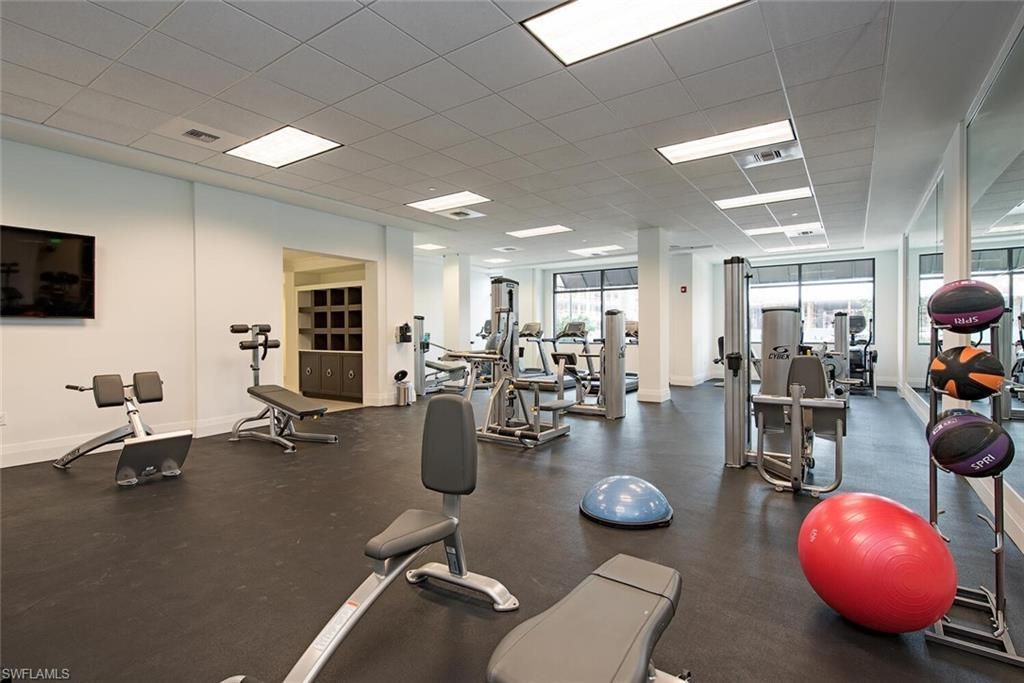 1030 3rd Ave S, Unit 504, Naples, FL 34102 Photo