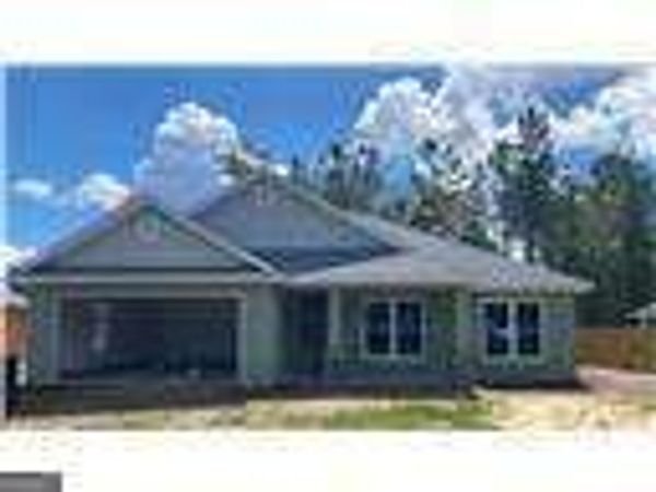 407 Country Walk Circle, Brunswick, GA 31525