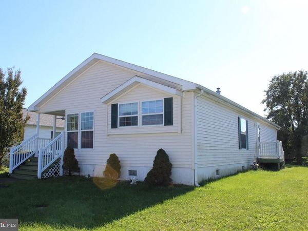 825 STELLA STREET, Unit 117, SMYRNA, DE 19977