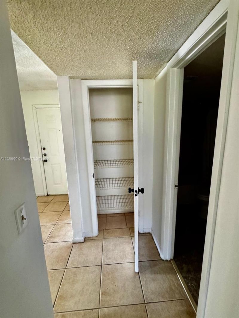 4341 W Mcnab Rd, Unit 27, Pompano Beach, FL 33069 Photo
