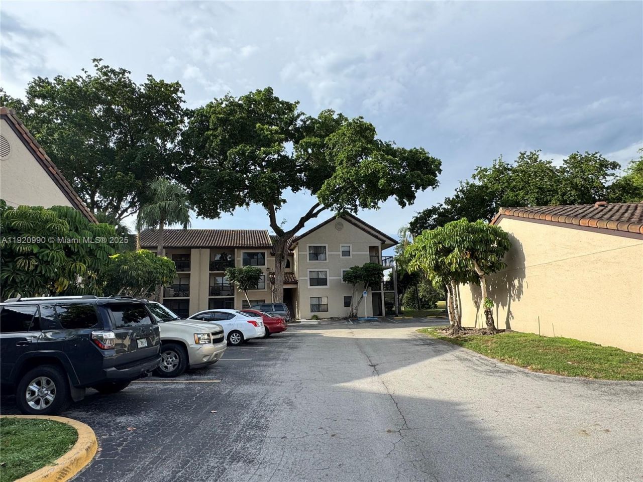 4341 W Mcnab Rd, Unit 27, Pompano Beach, FL 33069 Photo
