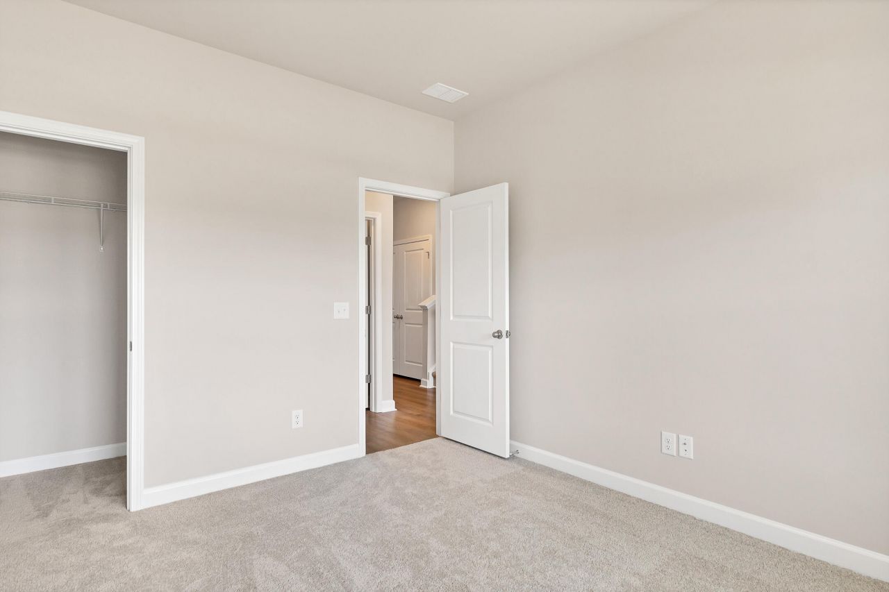 926 Dusk Drive Photo 17