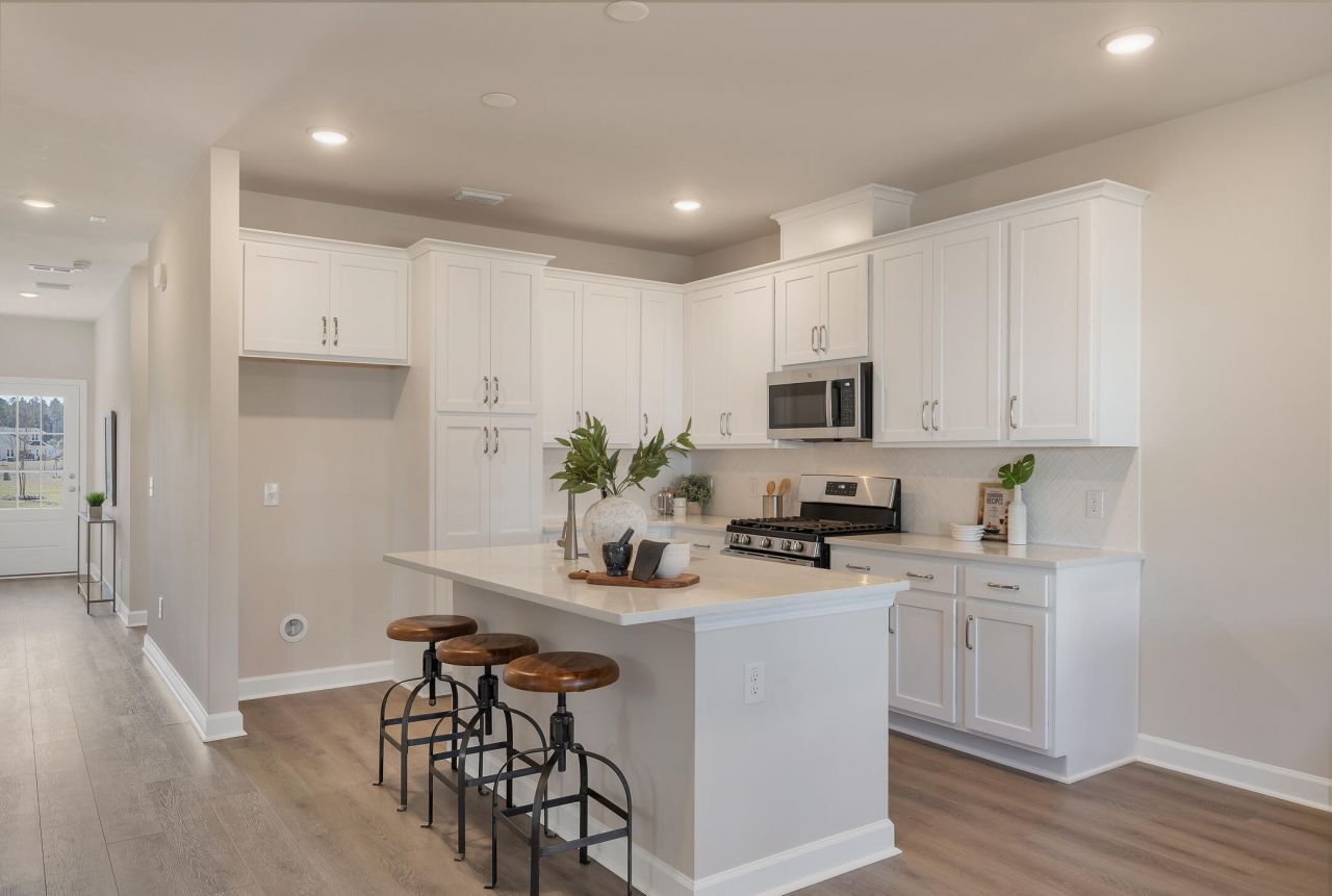 926 Dusk Drive Photo 4