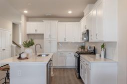 926 Dusk Drive photo 4