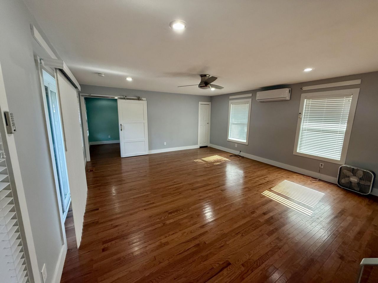 1720 Somerset Circle Photo 12