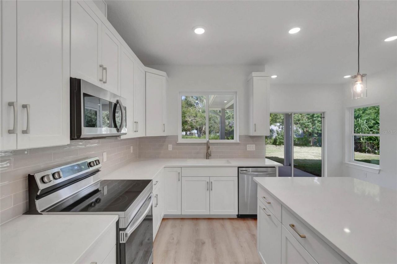 16171 NW 243rd Way, High Springs, FL 32643 Photo