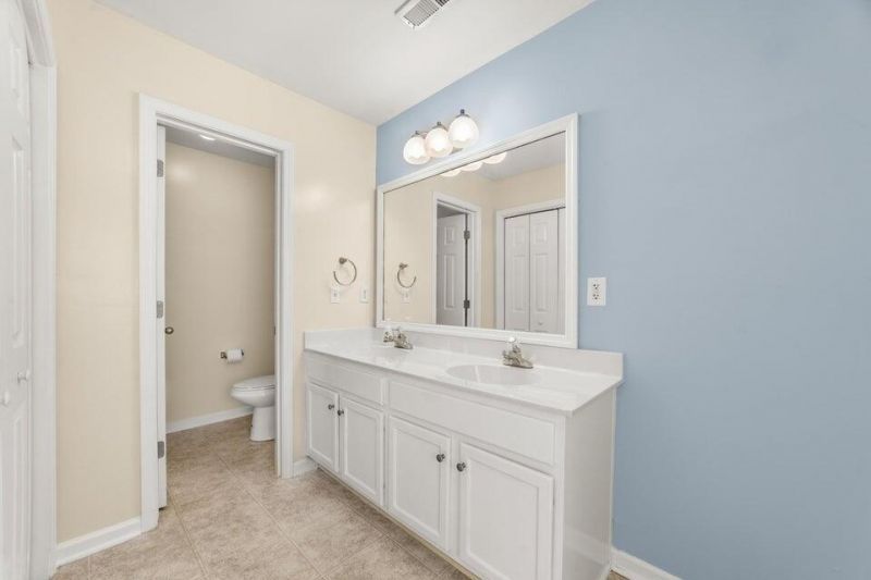 2451 Scholar Lane Photo 13