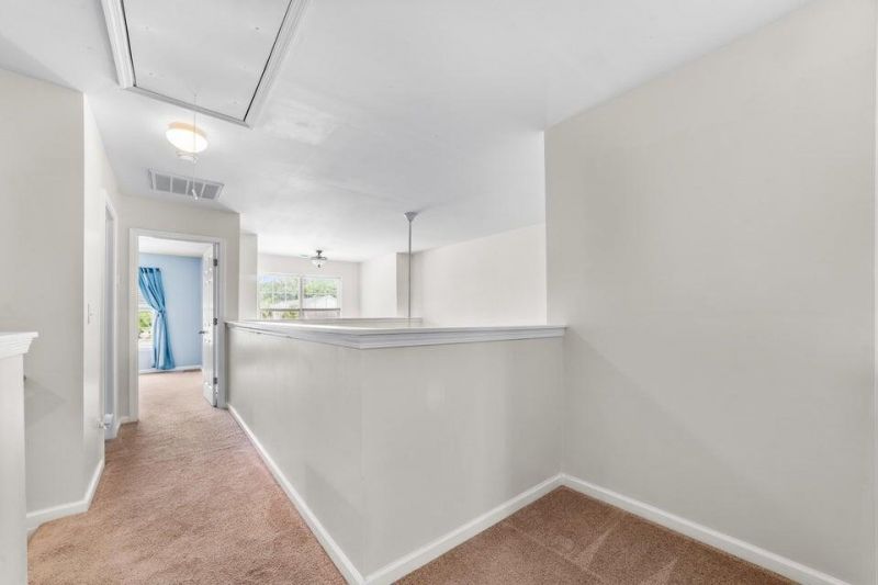 2451 Scholar Lane Photo 8