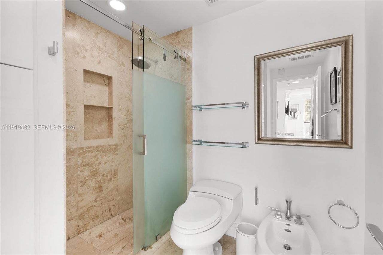 520 Brickell Key Dr, Unit A1207, Miami, FL 33131 Photo