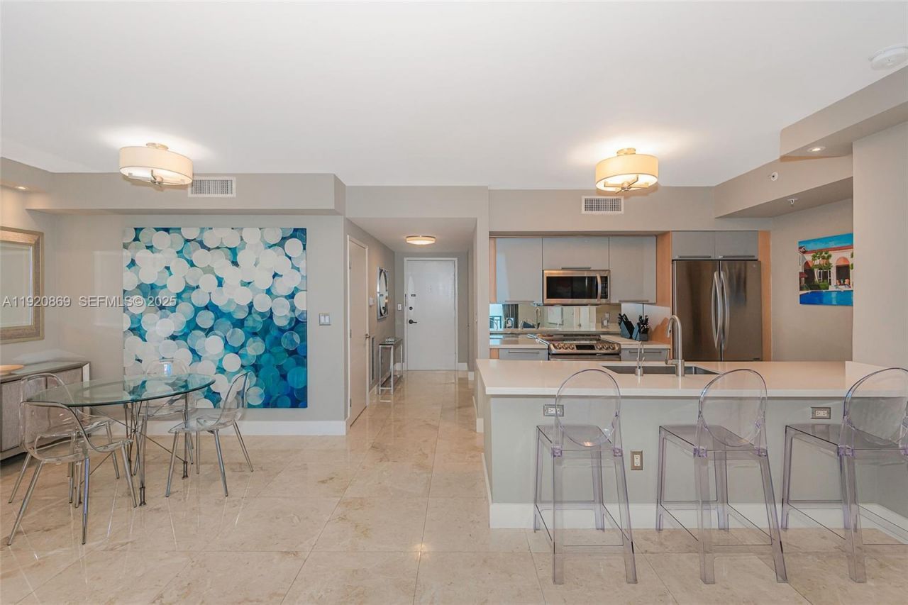 17555 E Atlantic Blvd, Unit 1005, Sunny Isles Beach, FL 33160 Photo