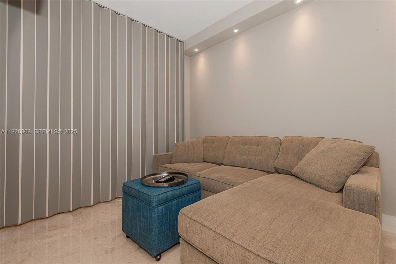 17555 E Atlantic Blvd, Unit 1005, Sunny Isles Beach, FL 33160 Photo