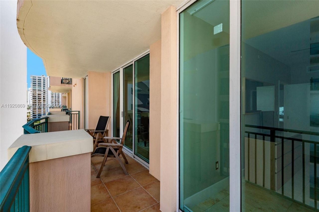 17555 E Atlantic Blvd, Unit 1005, Sunny Isles Beach, FL 33160 Photo