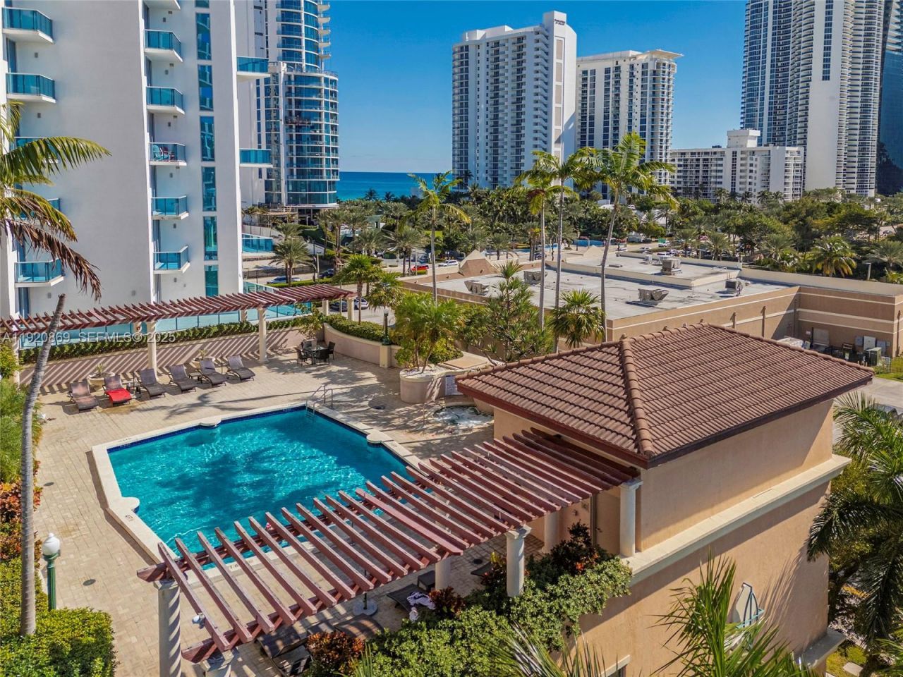 17555 E Atlantic Blvd, Unit 1005, Sunny Isles Beach, FL 33160 Photo
