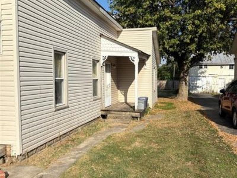 408 N Main Street, West Manchester, OH 45382 Photo 2