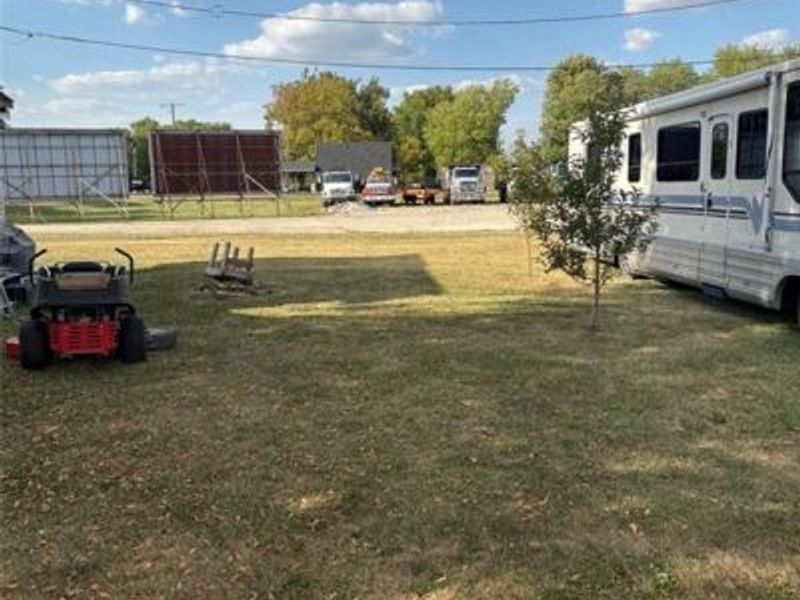 408 N Main Street, West Manchester, OH 45382 Photo 4