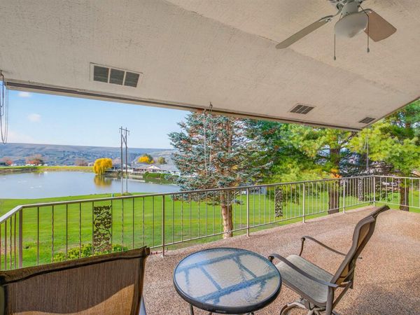 3887 Lakeview Dr, Lewiston, ID 83501