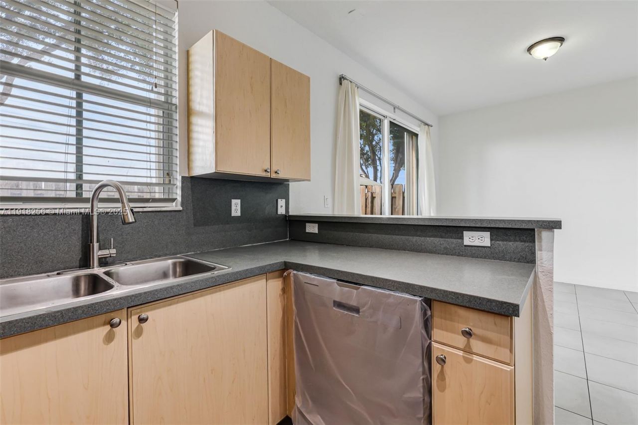 12566 SW 126th Ave, Miami, FL 33186 Photo